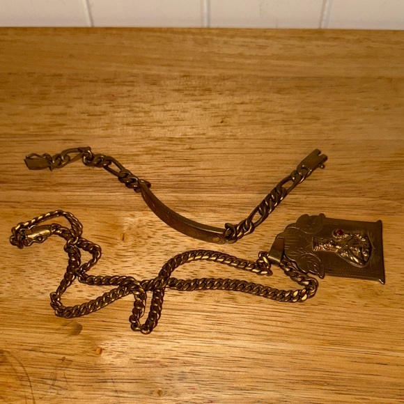 Gold Pendant Necklace and Bracelet Set - Picture 13 of 13